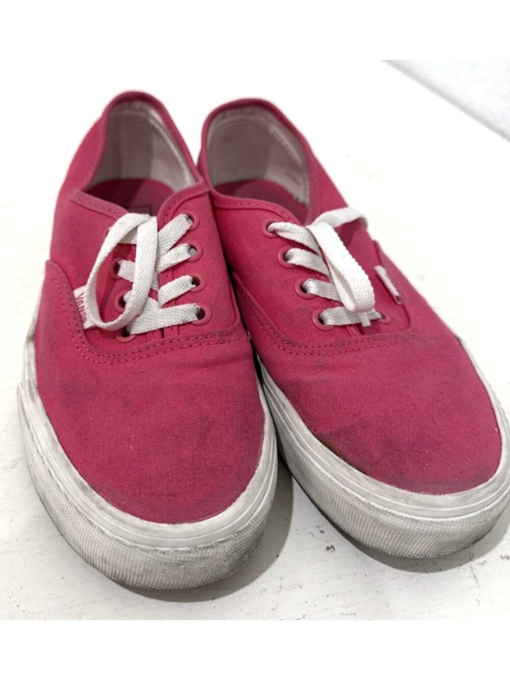 Vans Low Top Canvas Lace Up Hot Pink Shoes Mens 6 Womens 7.5 Unisex